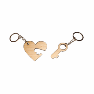 Juego de llaveros  (corazón y llave) decorativos de madera enamorados sin acabado de resina
